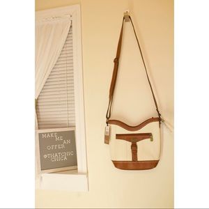 boc purse! NWT! Brown and white with charger port!